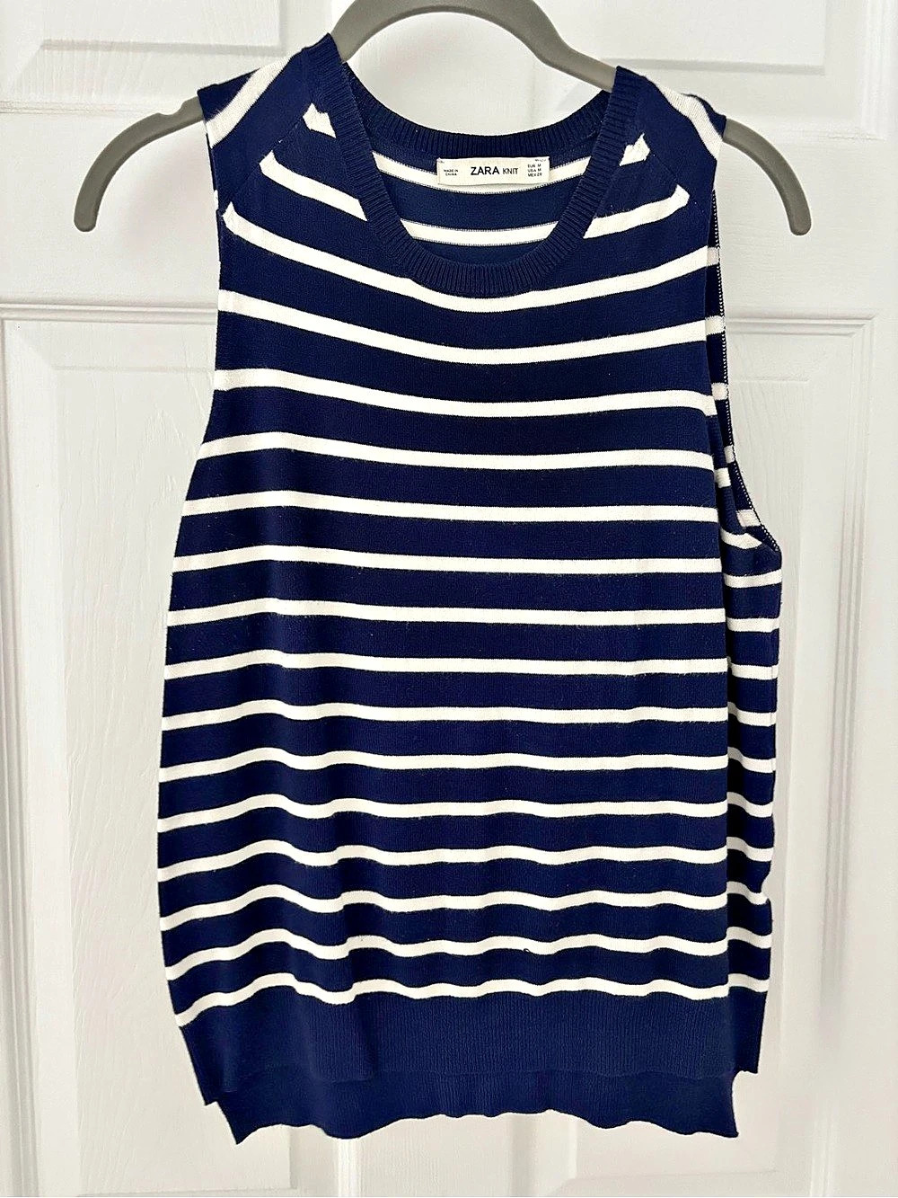 Zara Striped Sweater in Blue & White Size Medium